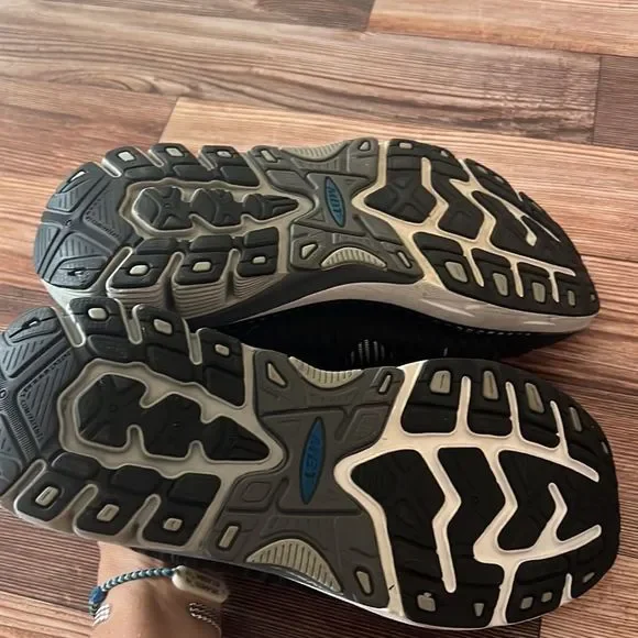 MBT Sneakers Black Size 11 Mens GTR - Picture 3 of 4